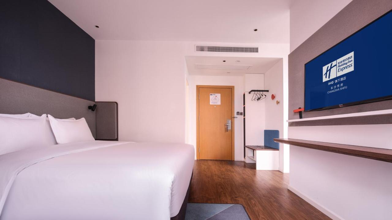 Holiday Inn Express Changsha Shifu By Ihg Exteriör bild